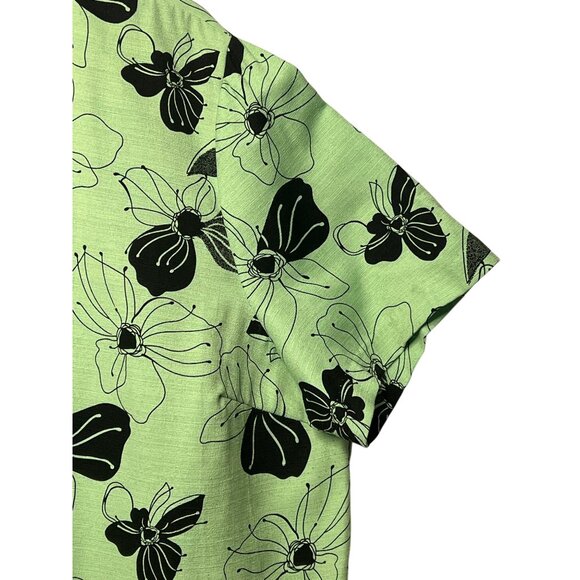 Maggie Barnes Womens Plus Size 3X Green Floral Button-Front Blouse w/ Black Tank - Picture 4 of 16